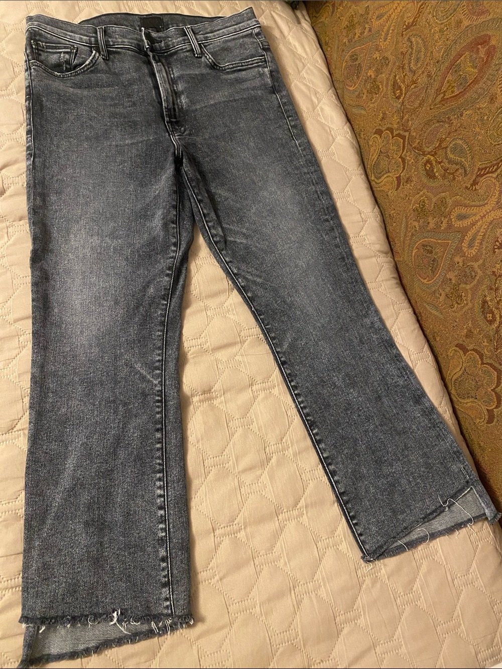 MOTHER Washed Black  The Insider black Fray.   Size 30